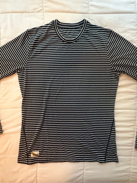 Tracksmith Other - Tracksmith Cannonball Run Blue and White Striped Long Sleeve Crew